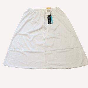 Vanity Fair White Nylon Half Slip Sz 24/Med Lace Scallop Trim Ballet Core